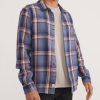 Cole Textured Twill Shirt - Image 3