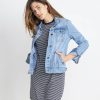 Sandra T-Shirt Dress in Navy/White - Image 5