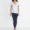 Slub V-neck - Halogen Blue - Image 4