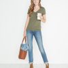 V-Neck in Admiral Green - Image 5