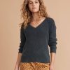 Ezra V-Neck Sweater in Anthracite - Image 2