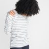 Radley Reversible Raglan in Natural/Green/Charcoal - Image 3