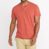 Shortsleeve Henley in Rosewood - Image 2