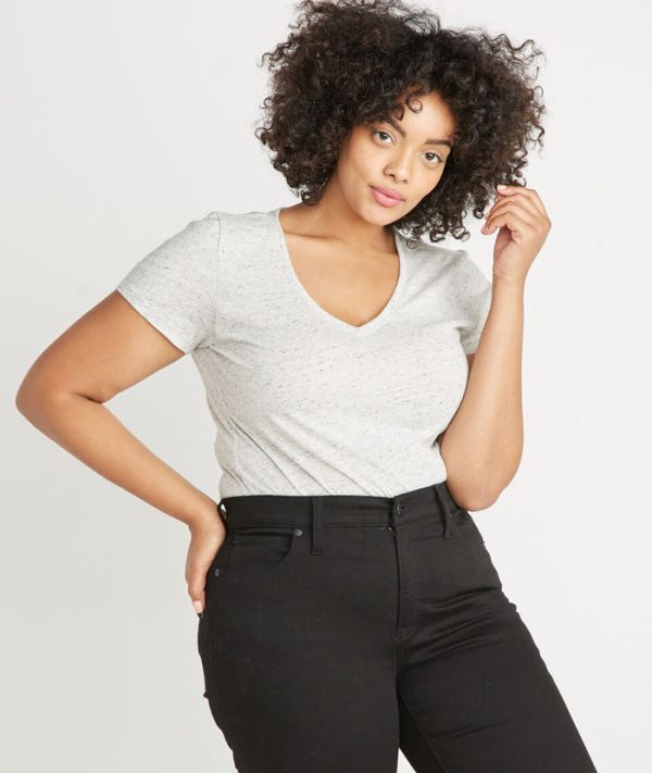 V-Neck in Light Heather Ash