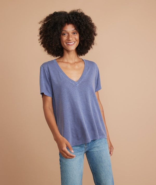 Boyfriend V-Neck Tee in Spectrum Blue